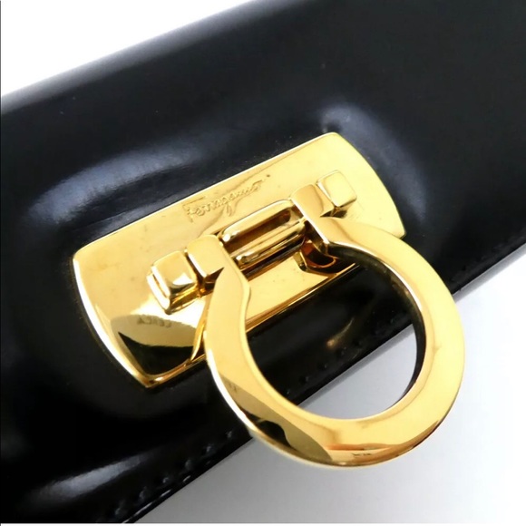 Salvatore Ferragamo Patent Leather Shoulderbag - Picture 7 of 10